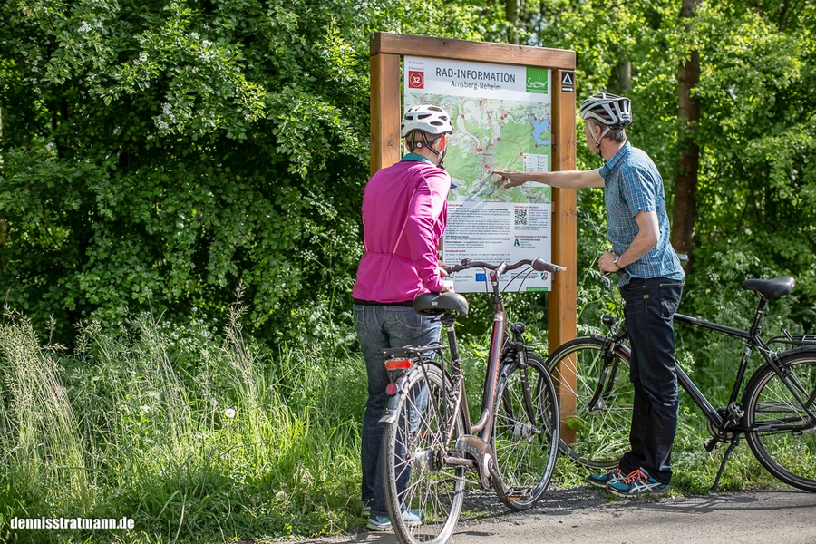 Header_Infotafel_Foto Dennis Stratmann.jpg